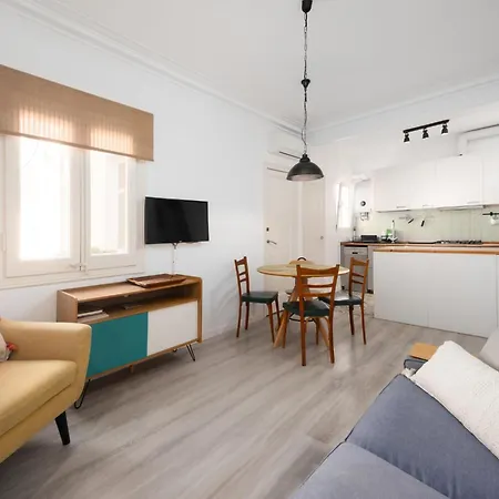 Cosy Sants Appartement *